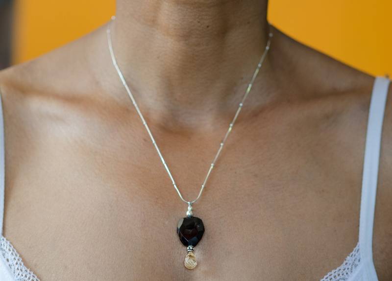 Onyx Mit Citrin Draht Gewickelt Anhänger 92 5 Silber Kette Boho Göttin Schmuck, Kristall Heilung Ein Von Einer Art Halskette Für Sie von SkyPeakBoutique