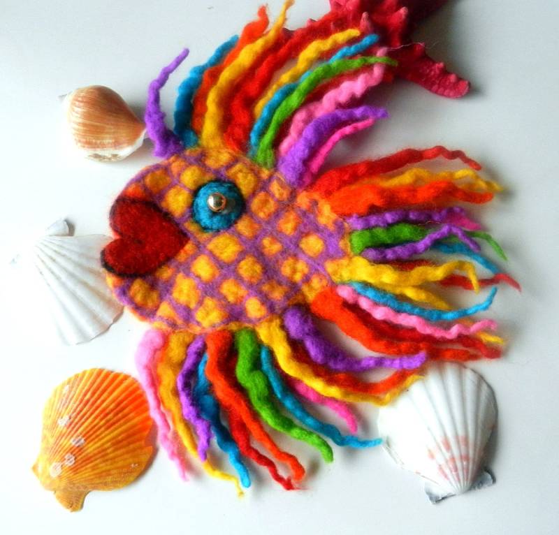 Abverkauf Sale -Gefilzte Brosche -Goldene Fisch von SkyWool