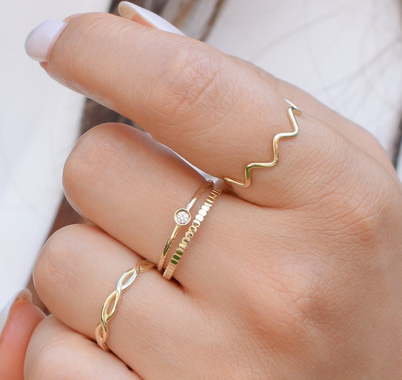 14K Solid Goldring, Dünner Stapelring, Verlobungsring, Ehering, Versprechensring, Solitärring, Kleiner Ring, Zarter Ring von Skyjwels