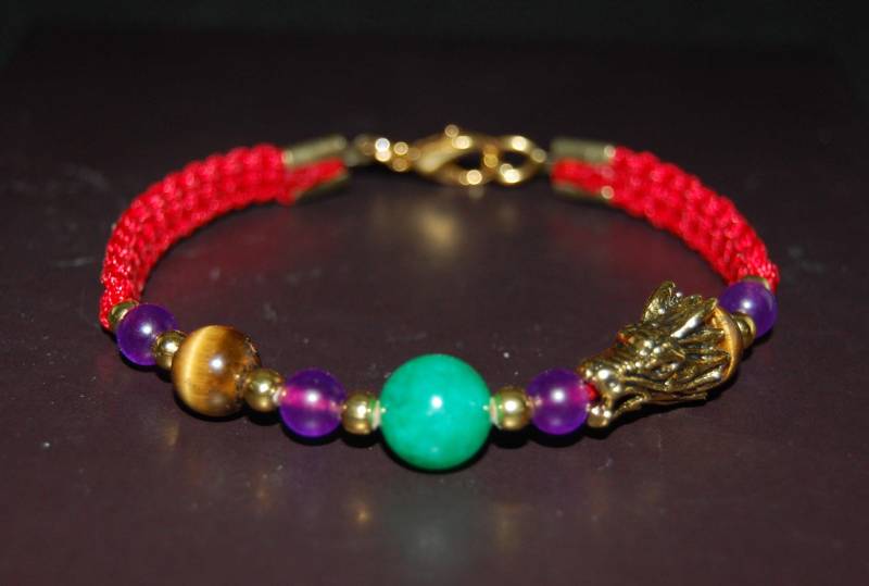 Drachen Armband, Golden Dragon Armband, Edelstein Perlen, Dragon Geschenke, Männer, Frauen, Dragon Kopf Armband, Dragon Schmuck, Viel Glück Schmuck von SkywaterStudio