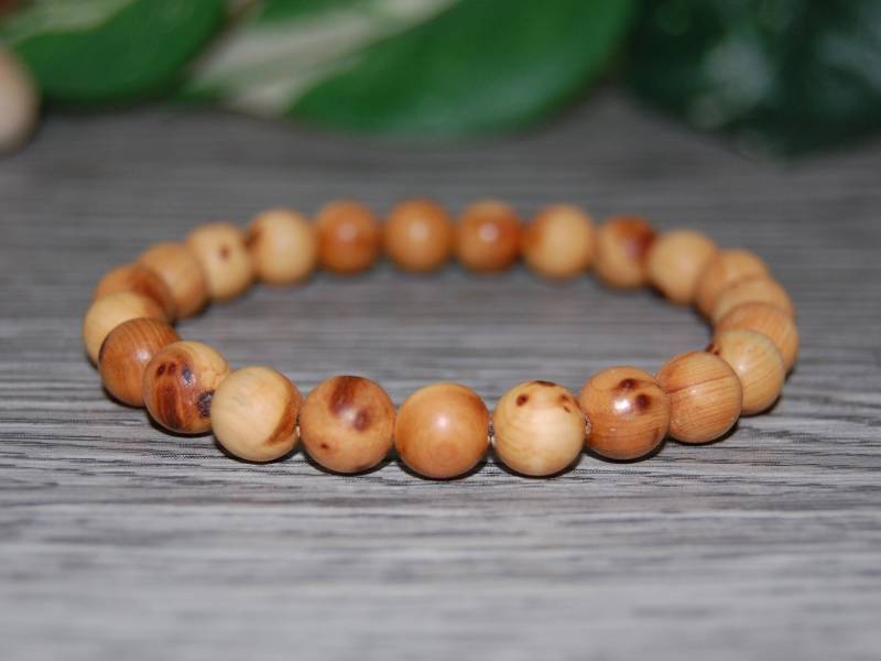 Holz Armband, Zypresse Perlen 8mm, Gebets Armband, Schutz, Mala Armband, Yoga, Surfer Armband von SkywaterStudio