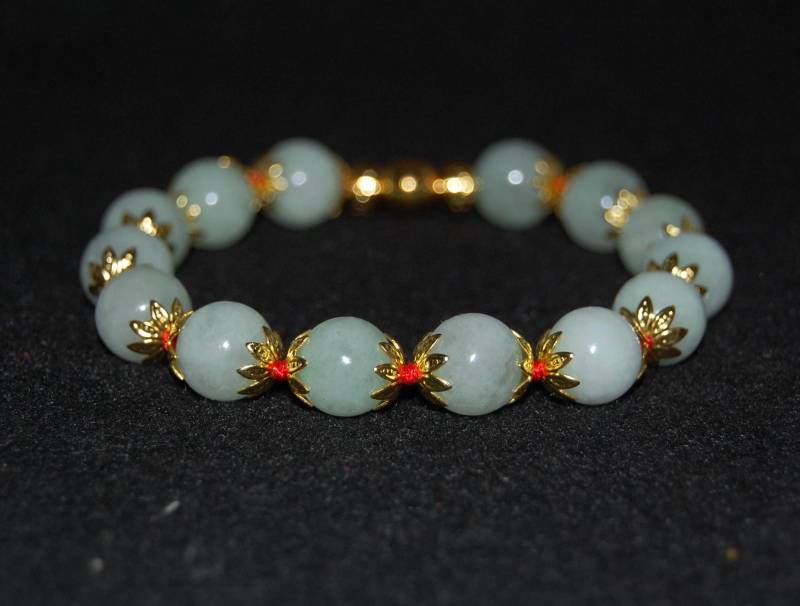 Jade Armband, Armband Hellgrün Jade, Geknotet Armband, 10mm Perlen, Magnetverschluss, Viel Glück Armband, Männer, Frauen, Guten Wunsch Armband von SkywaterStudio