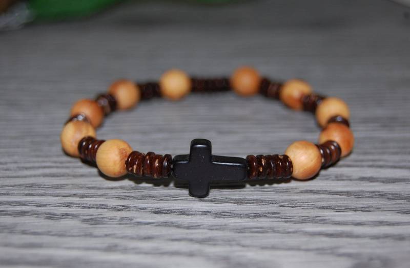 Kreuz-Armband, Rosenkranz-Armband, Zypressenholz 8 Mm Perlen, Holz-Rosenkranz-Armband, Gebetsarmband, Männer, Frauen, Schutz, Meditation, Geschenk von SkywaterStudio
