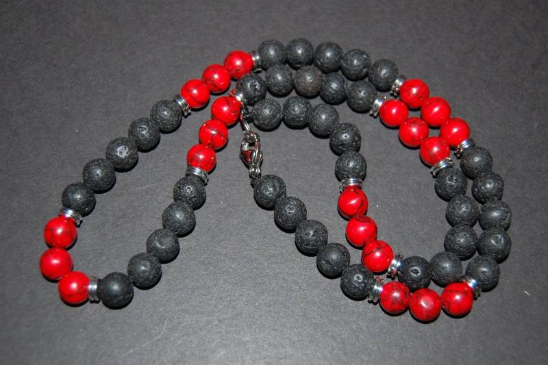 Lava Halskette, Lava Stein Und Rot Howlite 8 Mm Perlen, Lava Halskette, Männer, Frauen, Vulkan Halskette, Schwarz Halskette, Geschenk von SkywaterStudio