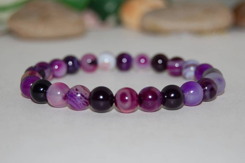 Lila Achat Armband, Lila 8mm Perlen, Lila Armband, Stretch Armband, Männer, Frauen, Perlen Schmuck, Yoga, Geschenk von SkywaterStudio