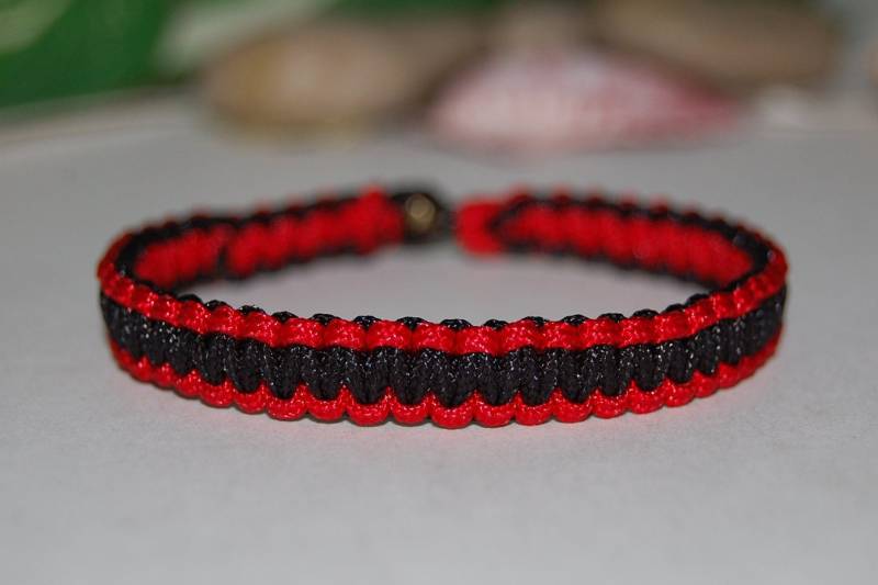 Schwarz Und Rotes Armband, Mut Stärke Armband, Makramee Freundschaftsarmband, Boho Armbänder, Männer, Frauen, Armband, Bester Freund Geschenk von SkywaterStudio