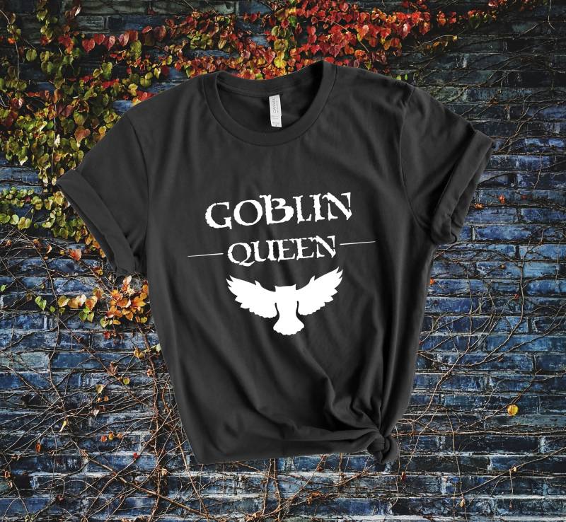Labyrinth Inspiriert Goblin Queen Shirt - Labyrinth, David Bowie, Jareth, Film, Shirt, König, Geschenk Für Sie Labyrinth Inspiriert Goblin Queen Shirt - Labyrinth, David Bowie, Jareth, Film, Shirt, König, Geschenk Für Sie von SkywordCreations