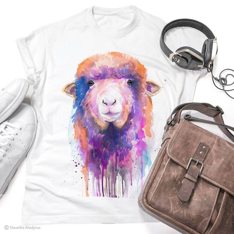 Buntes Schaf T-Shirt, Unisex T-Shirt Mit Schafdruck, Bauernhof Tier T-Shirts, Liebhaber Geschenk, Aquarell Druck, Ringgesponnene Baumwolle 100% von SlaviART