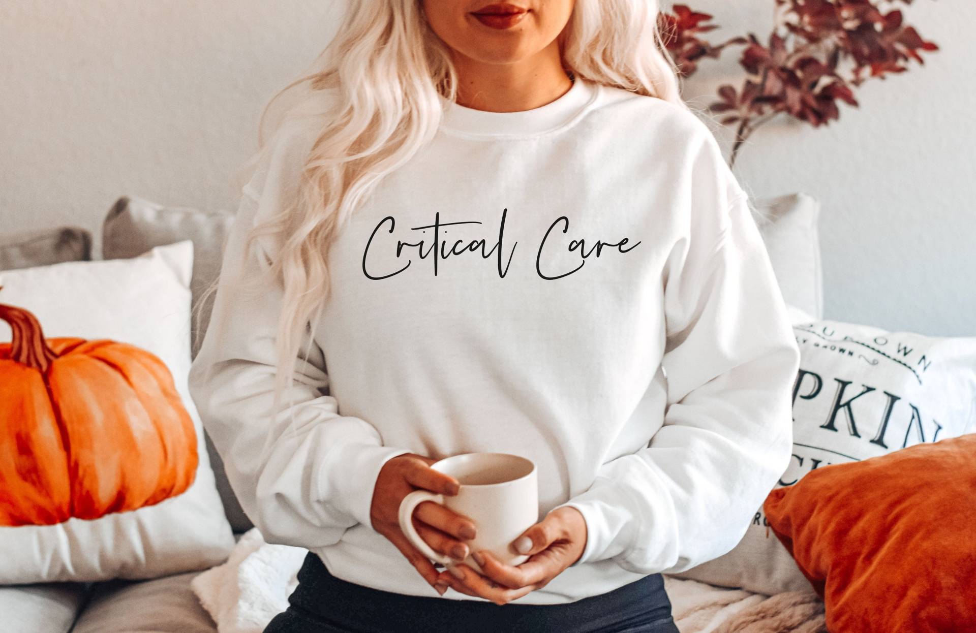 Critical Care Shirt, Sweatshirt, Hoodie, Tank Top, Geschenk, Intensivpflege, Rn, Np von SleepingCutiesShop