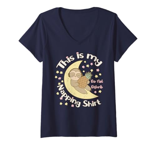 Damen Sleepy Faultier Halbmond Ananas This is My Napping T-Shirt mit V-Ausschnitt Damen Sleepy Faultier Halbmond Ananas This is My Napping T-Shirt mit V-Ausschnitt von Sleepy Sloth Sleeping Napping Design by GB