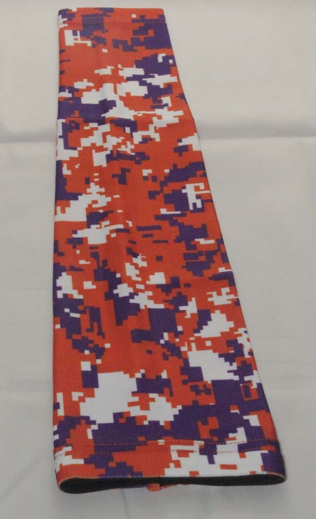 Orange Lila Weiß Camo Fußball Kompression Armtasche Für Baseball Basketball College Sport Softball Running Golf von SleevesShop