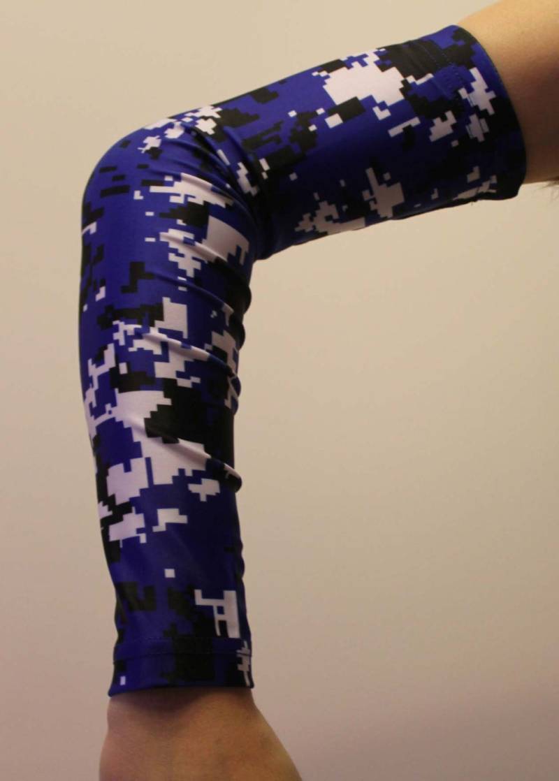 Royal Blue Digital Camo Armärhülse Kompression Baseball Fußball Golf Ellenbogen-Armlehne Für Erwachsene Größen Black White Royal Blue Digital Camo Armärhülse Kompression Baseball Fußball Golf Ellenbogen-Armlehne Für Erwachsene Größen Black White von SleevesShop