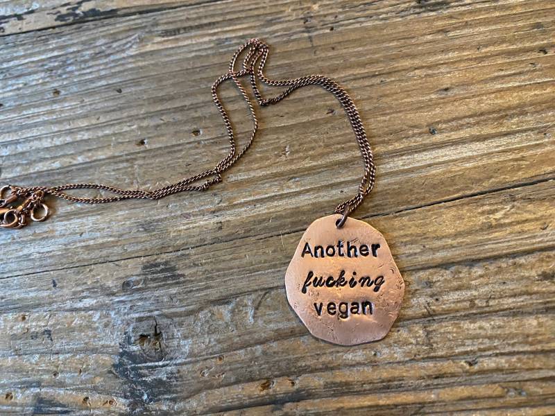 Wieder Eine Super Schöne Vegane Kette Wieder Eine Super Schöne Vegane Kette von SlightlySarcasticMe