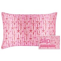 Slip Pure Silk Queen Pillowcase - Strawberry Cupcake Kissen von Slip