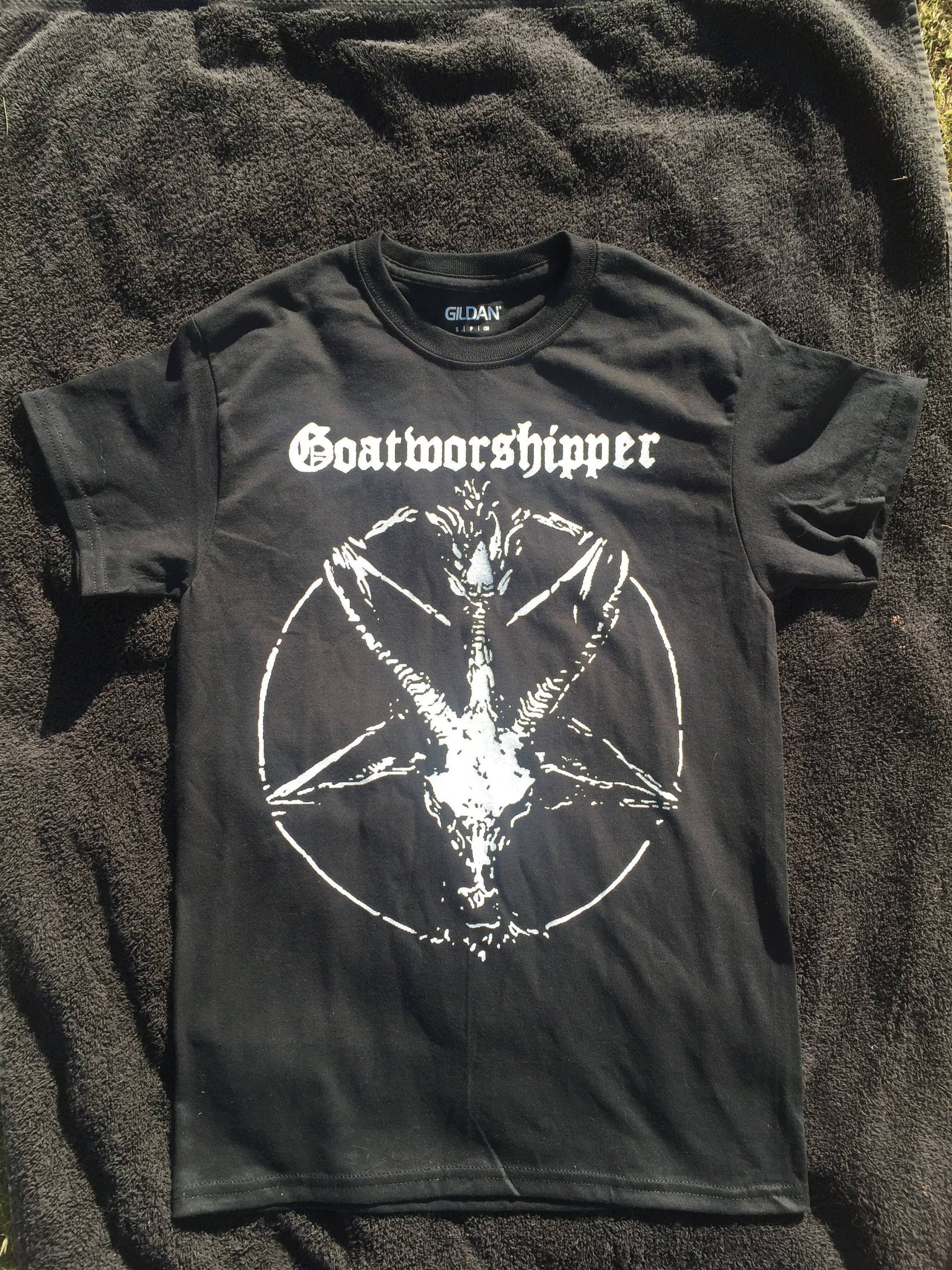 Ziegenanbeter Tshirt Ziegenanbeter Tshirt von SlitWrists