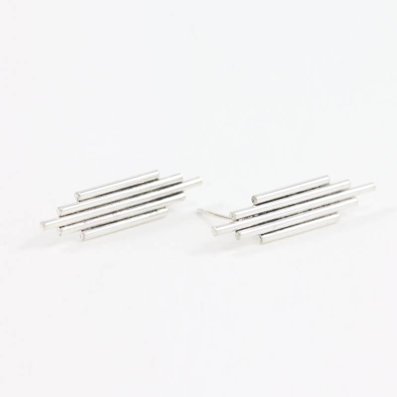 Linear Burst Ohrstecker - Sterling Silber Ohrringe von SloaneJewelryDesign