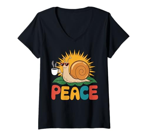 Damen Peace Snail Coffee Vibes Retro-Design „Chill Morning“ T-Shirt mit V-Ausschnitt Damen Peace Snail Coffee Vibes Retro-Design „Chill Morning“ T-Shirt mit V-Ausschnitt von Slow Living Snail Coffee Positive Peaceful Vibes
