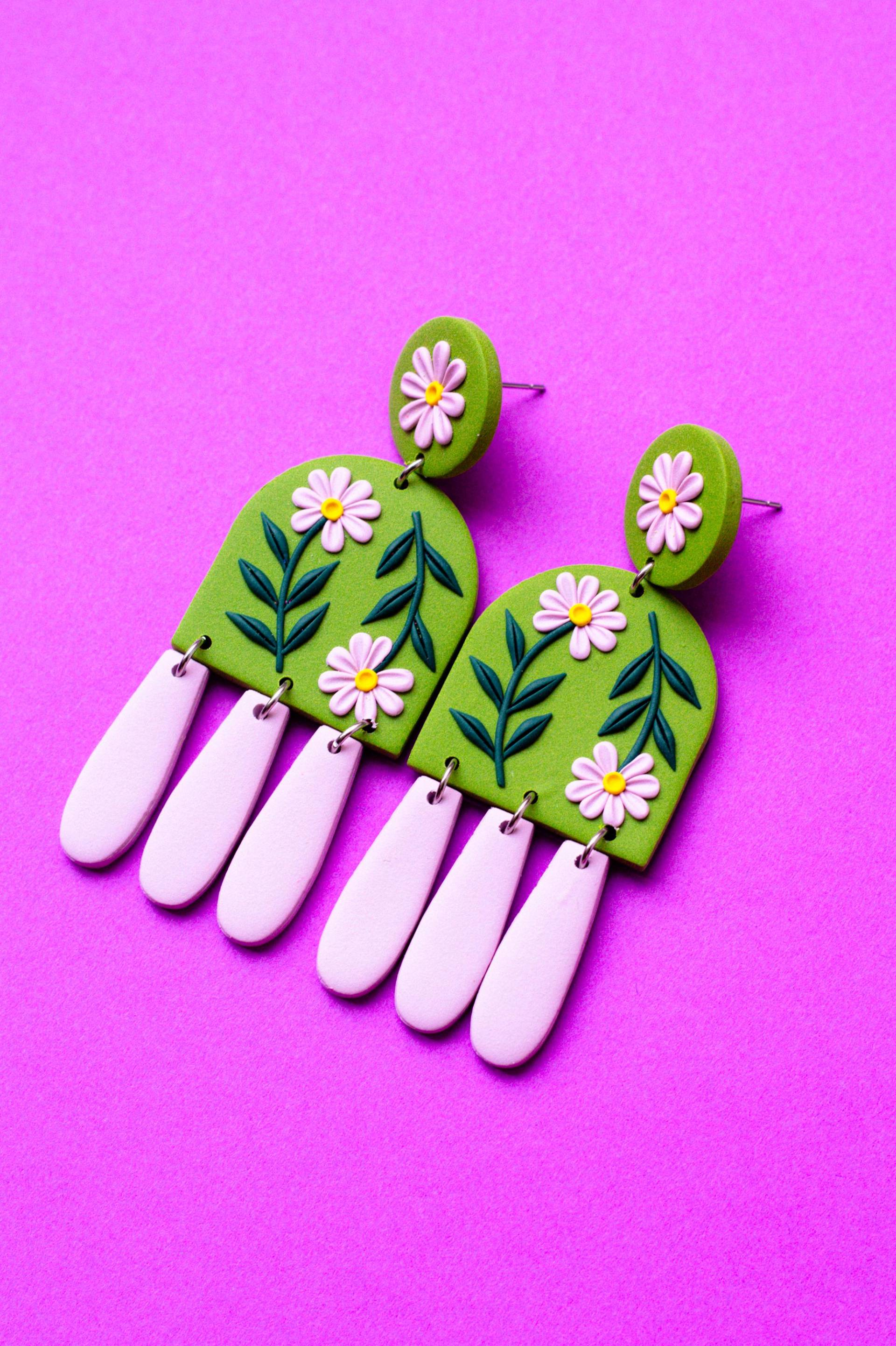 Olivgrün Floral Statement Ohrringe, Funky Leichter Schmuck, Ohrringe Für Frauen, Artsy Geschenke Sie, Mutige Bunte Olivgrün Floral Statement Ohrringe, Funky Leichter Schmuck, Ohrringe Für Frauen, Artsy Geschenke Sie, Mutige Bunte von SlowDayStudios