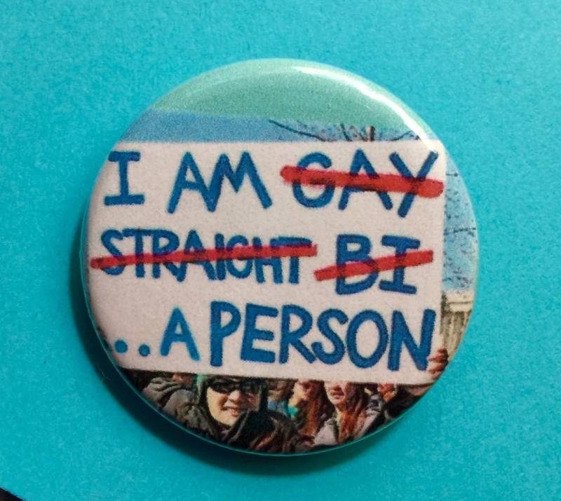 Lgbtqia-Pin | Ich Bin Eine Person 1, 25 Zoll Pinback Protestzeichen-Button von SluggoPinbacks