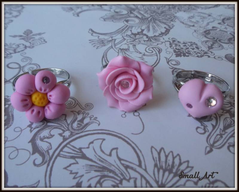 Verstellbarer Ring Mit Herz, Rosa, Daisy Oder Von Hand in Elf Farben Und Glas Strass Geformt von SmallArtHandmade