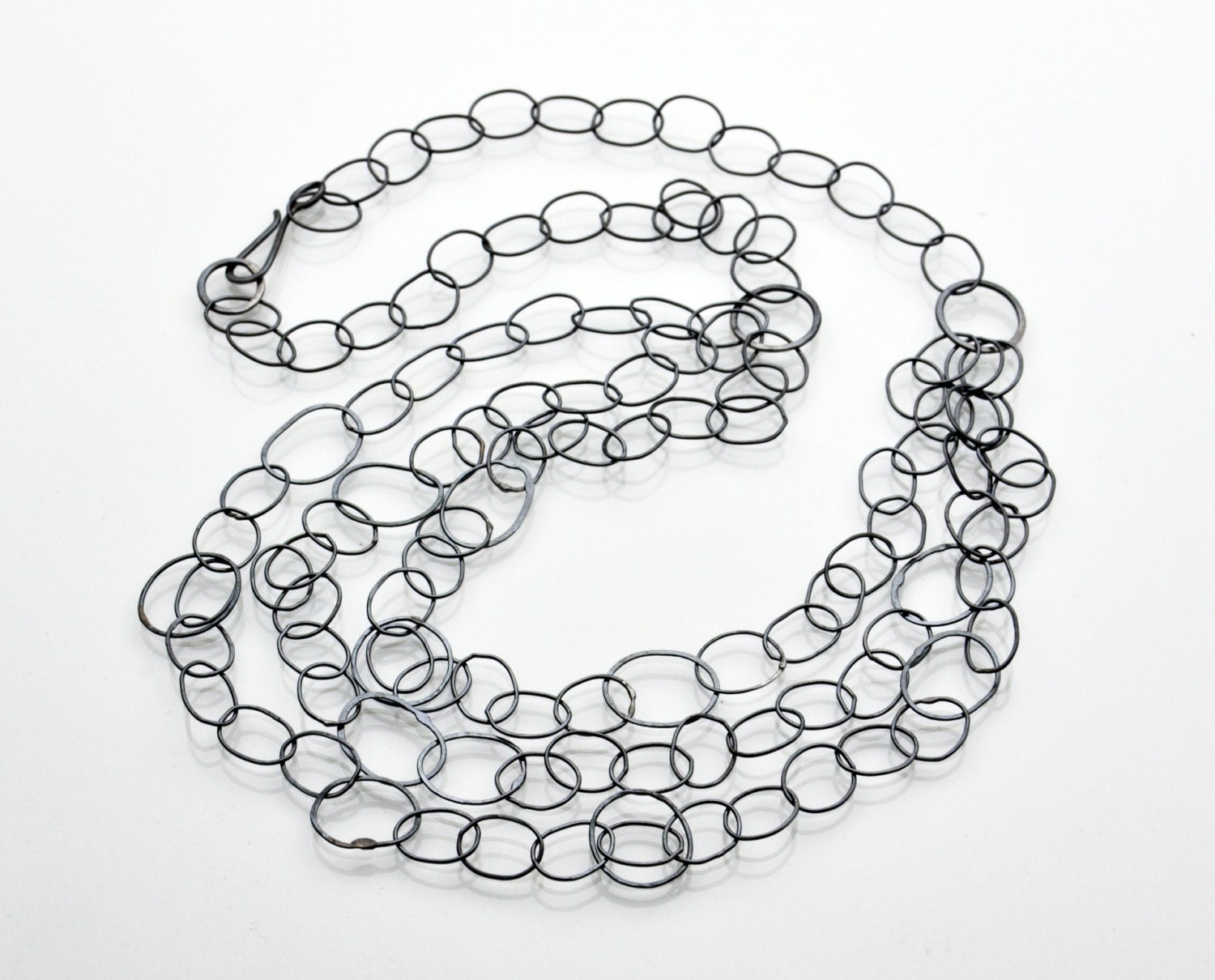 Dreifach Tier Sterlingsilber Von Handgeschmiedet Kette 60cm Lang, 24 in Oxidiert von SmallJoysStudio