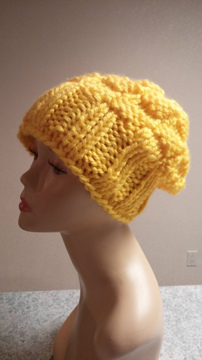 Nur Ein Strick Winter Slouchy Gelbe Mütze von SmallTownHandMade