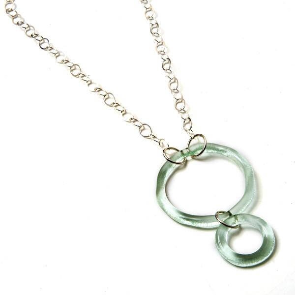 Coca-Cola Sea Glass Circle Halskette | Recycelte Flasche Schmuck von SmartGlassKP