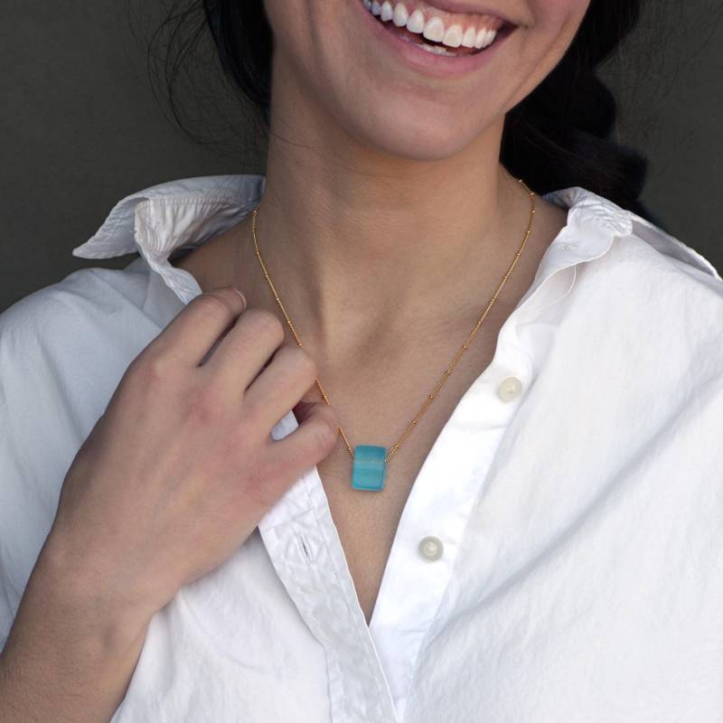 Sea Glass Halskette | Recycelter Flaschenanhänger, Gold Filled Kette von SmartGlassKP