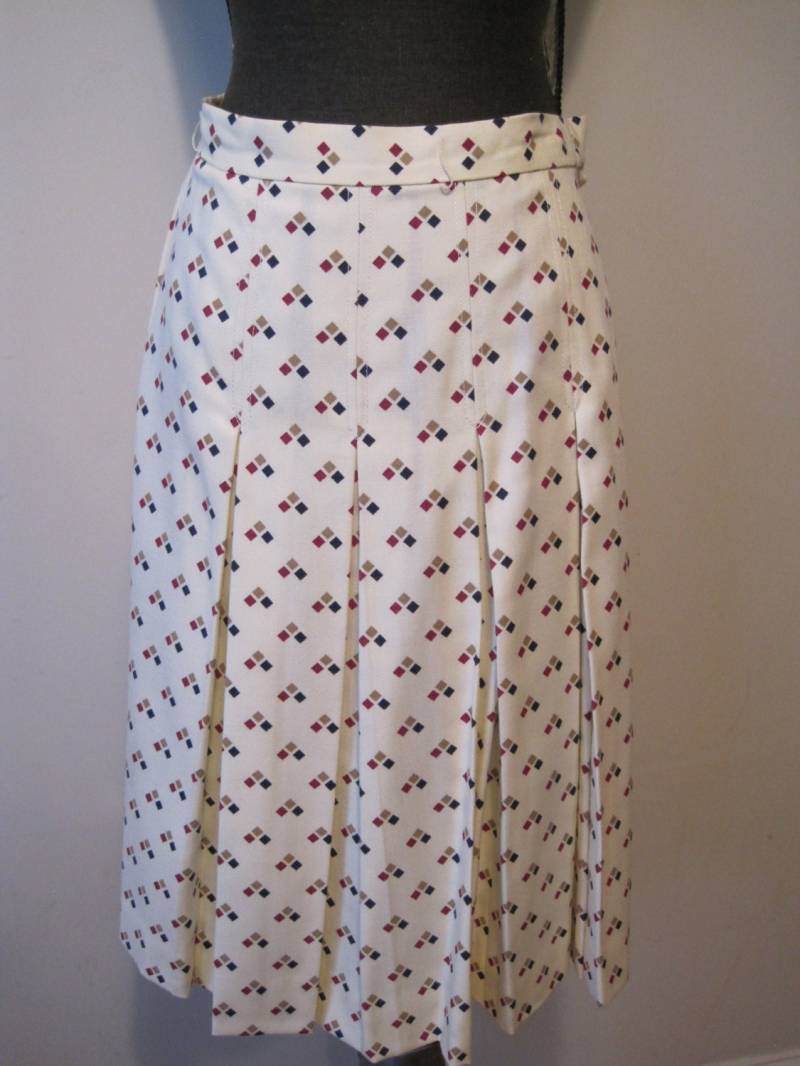 Vintage Plissee Tennis Badminton Rock Ginori Sportbekleidung Fabful Mod 40Er Jahre Größe 12 Frau A6203 Vintage Plissee Tennis Badminton Rock Ginori Sportbekleidung Fabful Mod 40Er Jahre Größe 12 Frau A6203 von SmartSquirrel