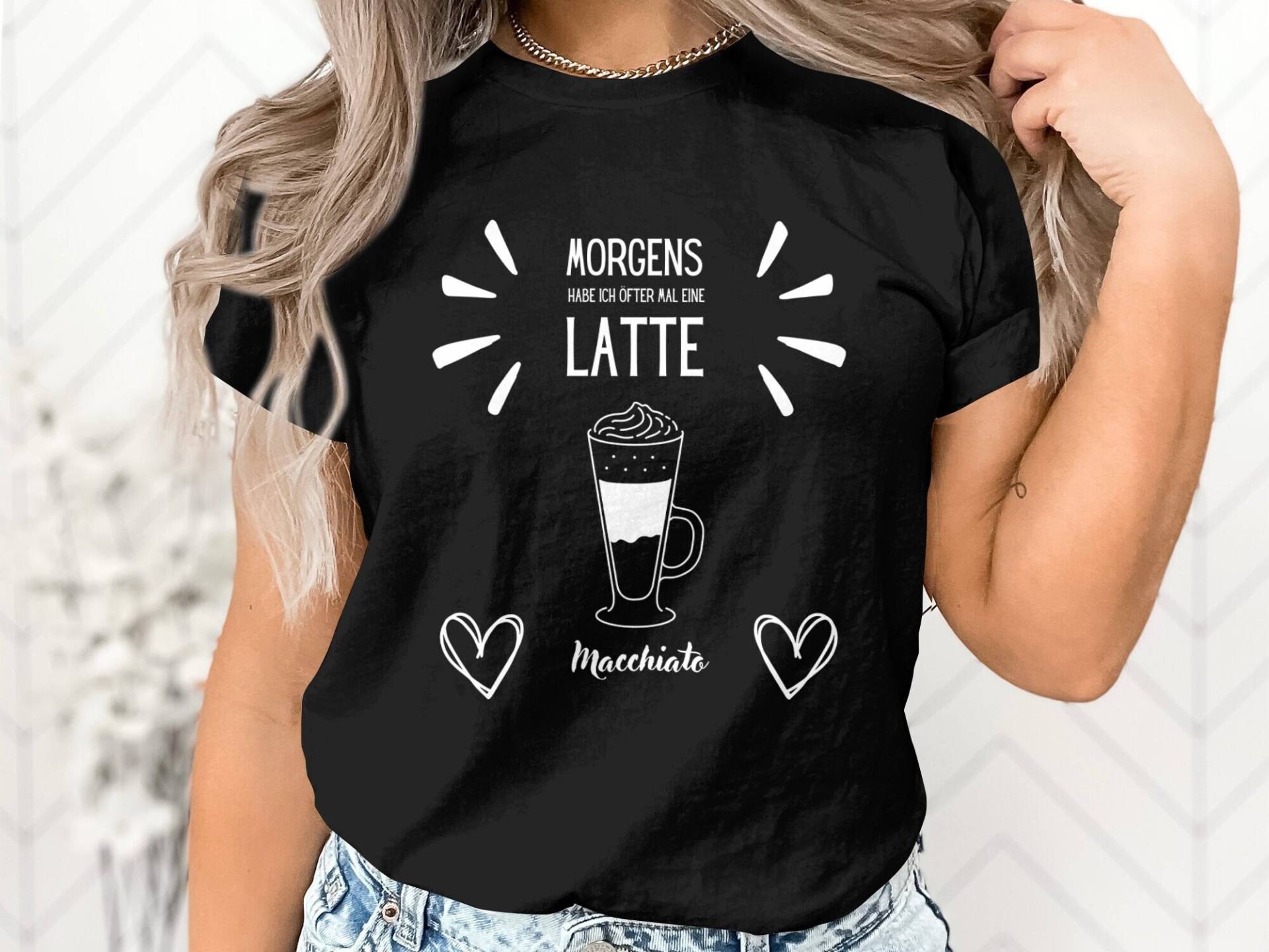 Morgens Habe Ich Öfter Mal Eine Latte Macchiato, Lustiges Kaffeetrinker T-Shirt, Witziges Kaffe Trinker Oberteil, Humorvolles Spruch Top Morgens Habe Ich Öfter Mal Eine Latte Macchiato, Lustiges Kaffeetrinker T-Shirt, Witziges Kaffe Trinker Oberteil, Humorvolles Spruch Top von SmartStreetwearShop
