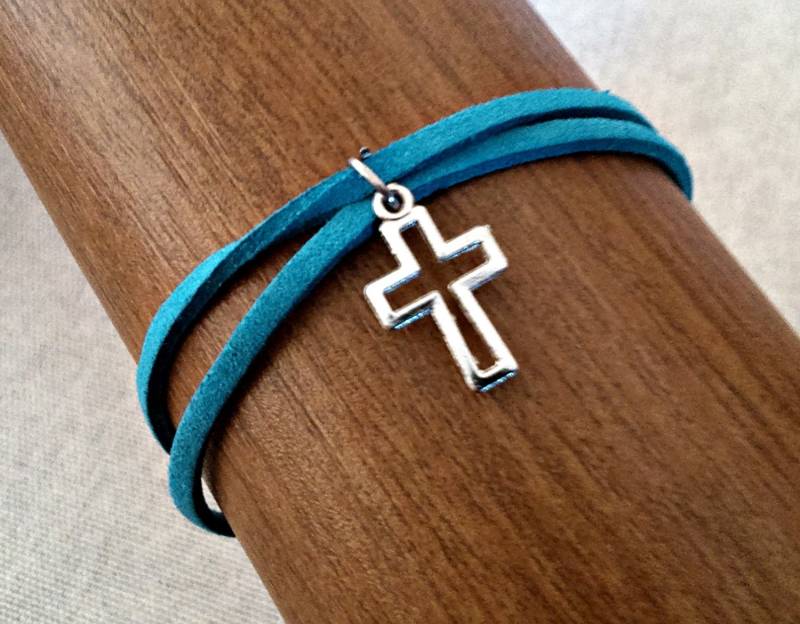 Doppeltes Lederband Armband Mit Kreuz. Sehr Stylisch - Blau von Smartciti