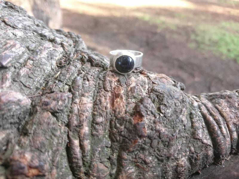 Blau Goldstone Runde Cabochon Edelstein, 925 Sterling Silber Statement Ring Blau Goldstone Runde Cabochon Edelstein, 925 Sterling Silber Statement Ring von SmashingMetals