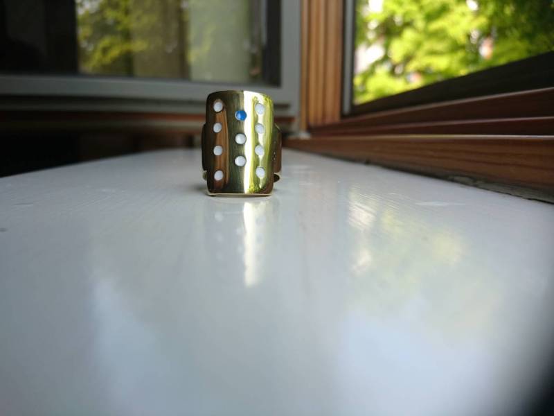 Blauer Und Weißer Emaille-Messing-statement-Ring Wiederverwendet, Recycelt, Up-Cycled Messing Blauer Und Weißer Emaille-Messing-statement-Ring Wiederverwendet, Recycelt, Up-Cycled Messing von SmashingMetals