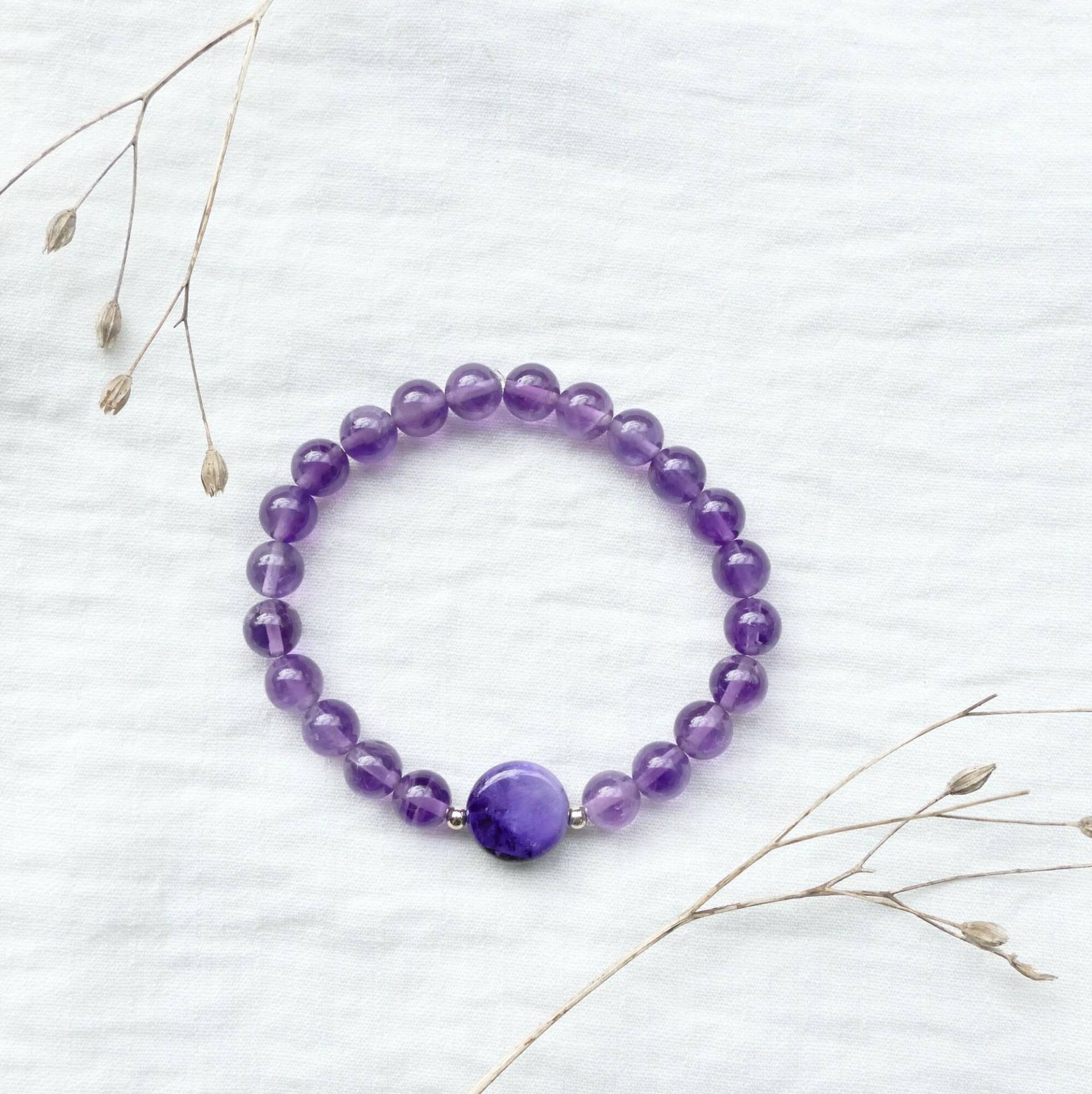 Armband Amethyst Lila Violett Mit Silbernen Perlchen von SmelijaAccessories