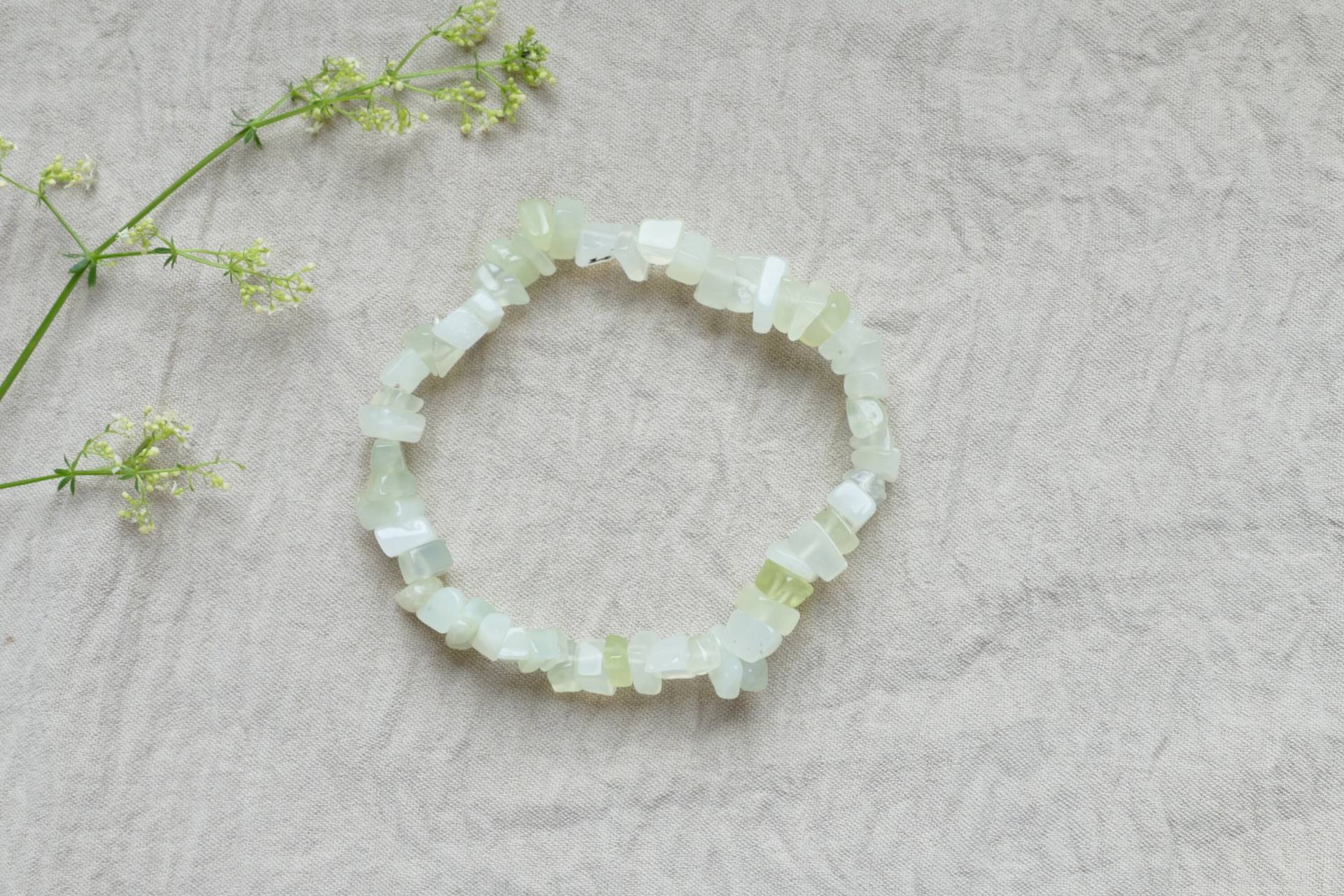 Grün Jade Splitter Armband, Kristall Armband von SmelijaAccessories