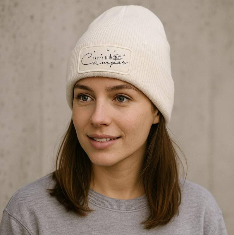 Beanie Für Camper - „Happy Camper" Mütze Mit Patch Outdoor Wintermütze Camping, Vanlife & Naturfreunde von SmileArtworks