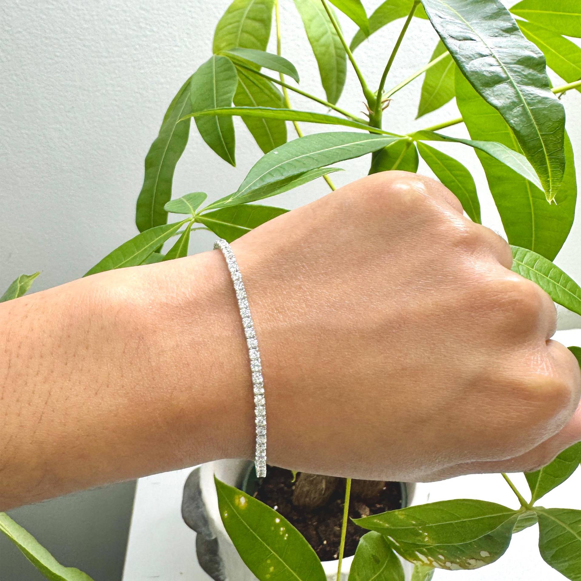 3.0Carat Lab Grown Diamant Tennis Armband, 14K Weißgold, Def Vs Qualität, Runde Form, Feinschliff in Brilliance Mit Lieferung Am Nächsten Tag Fedex 3.0Carat Lab Grown Diamant Tennis Armband, 14K Weißgold, Def Vs Qualität, Runde Form, Feinschliff in Brilliance Mit Lieferung Am Nächsten Tag Fedex von SmileDiamInc