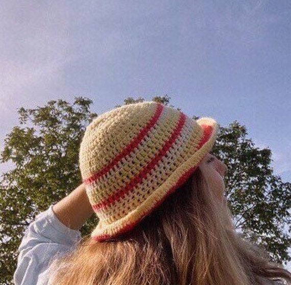 Gehäkelter Bucket Hat von SmilingHeads