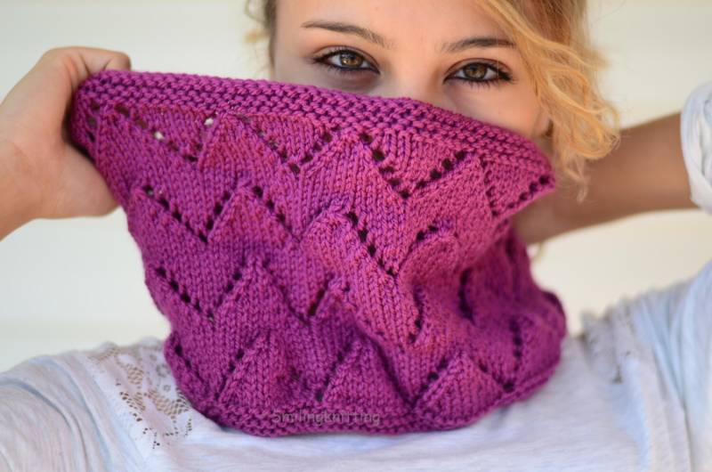 Cowl Schal, Infinity Cowl, Zig Zag Rosa Stricken Klobige Chevron Knit, Hand von SmilingKnitting