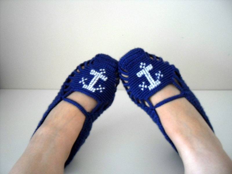 Verkauf Matrosen Startseite Hausschuhe Anker Meer - Marineblau Und Weiß Winter Washion Hand Bestickt Häkeln Pantoffeln von SmilingKnitting