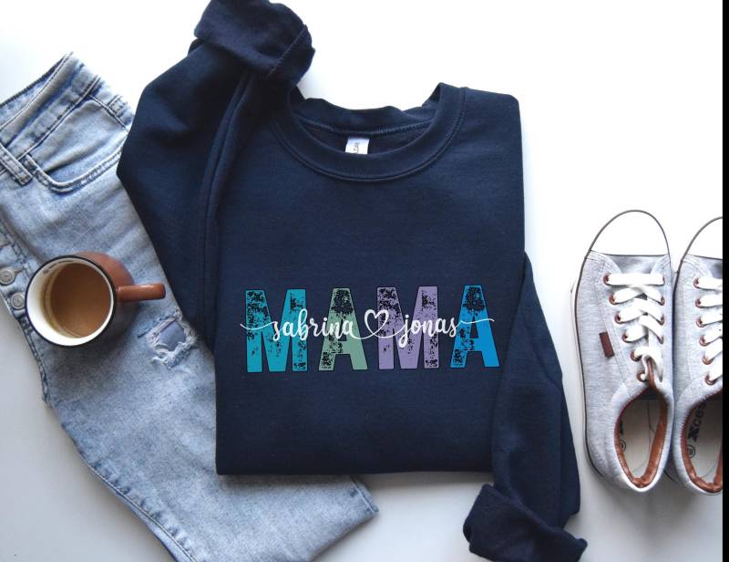 Personalisiertes Mama Sweatshirt Mit Namen Der Kinder, Geschenk Zum Muttertag, Pullover Für Werdende Mutter, Geschenkidee Zur Geburt von SmillyLoves