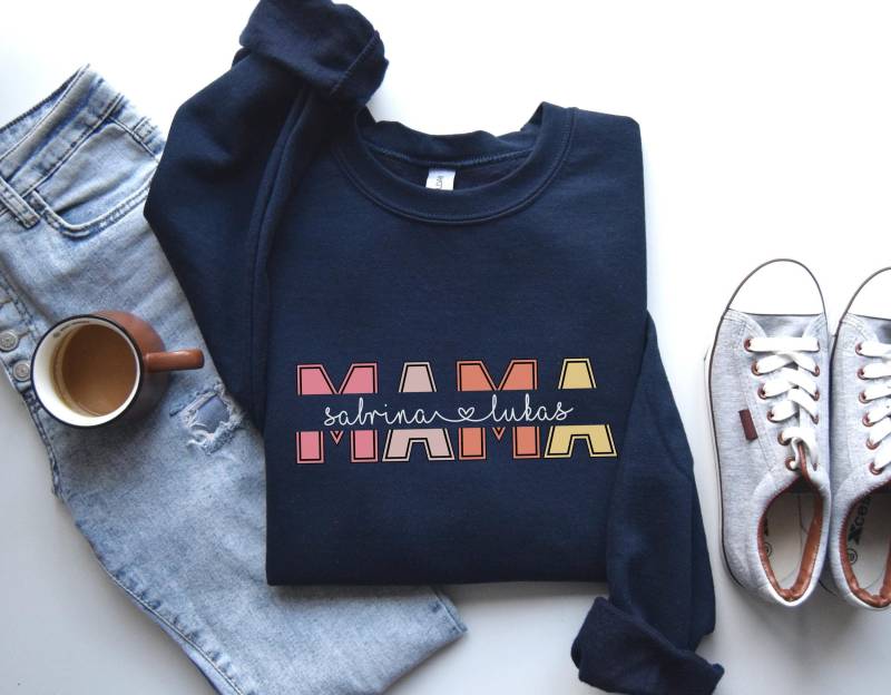 Personalisiertes Mama Sweatshirt Mit Namen Der Kinder, Geschenk Zum Muttertag, Pullover Für Werdende Mutter, Geschenkidee Zur Geburt von SmillyLoves