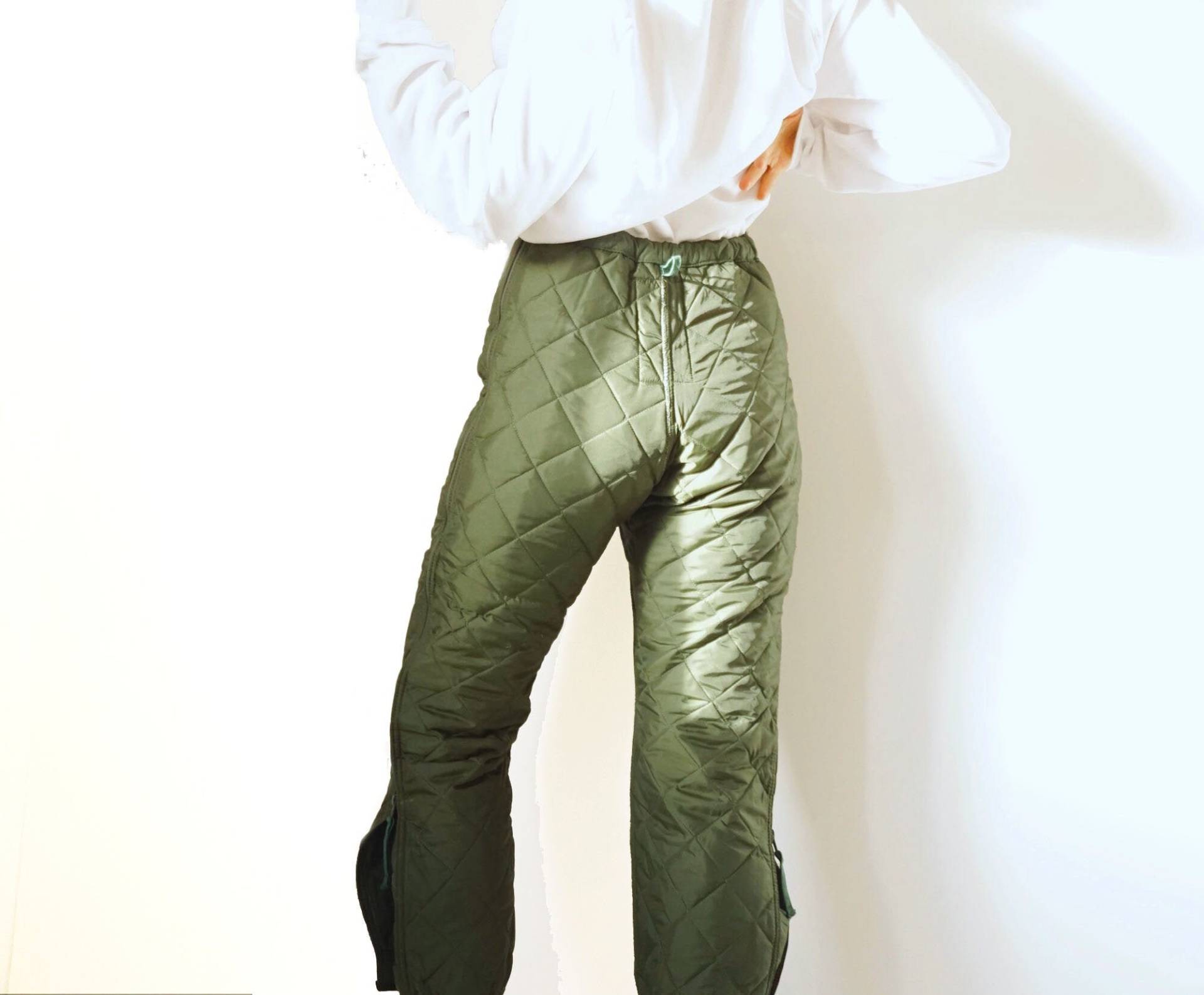 Vintage Militär Gesteppte Liner Hose | Grün Quilt Baumwolle Armee Hohe Taille Thermo-Kugelfisch S von SmizeVintage