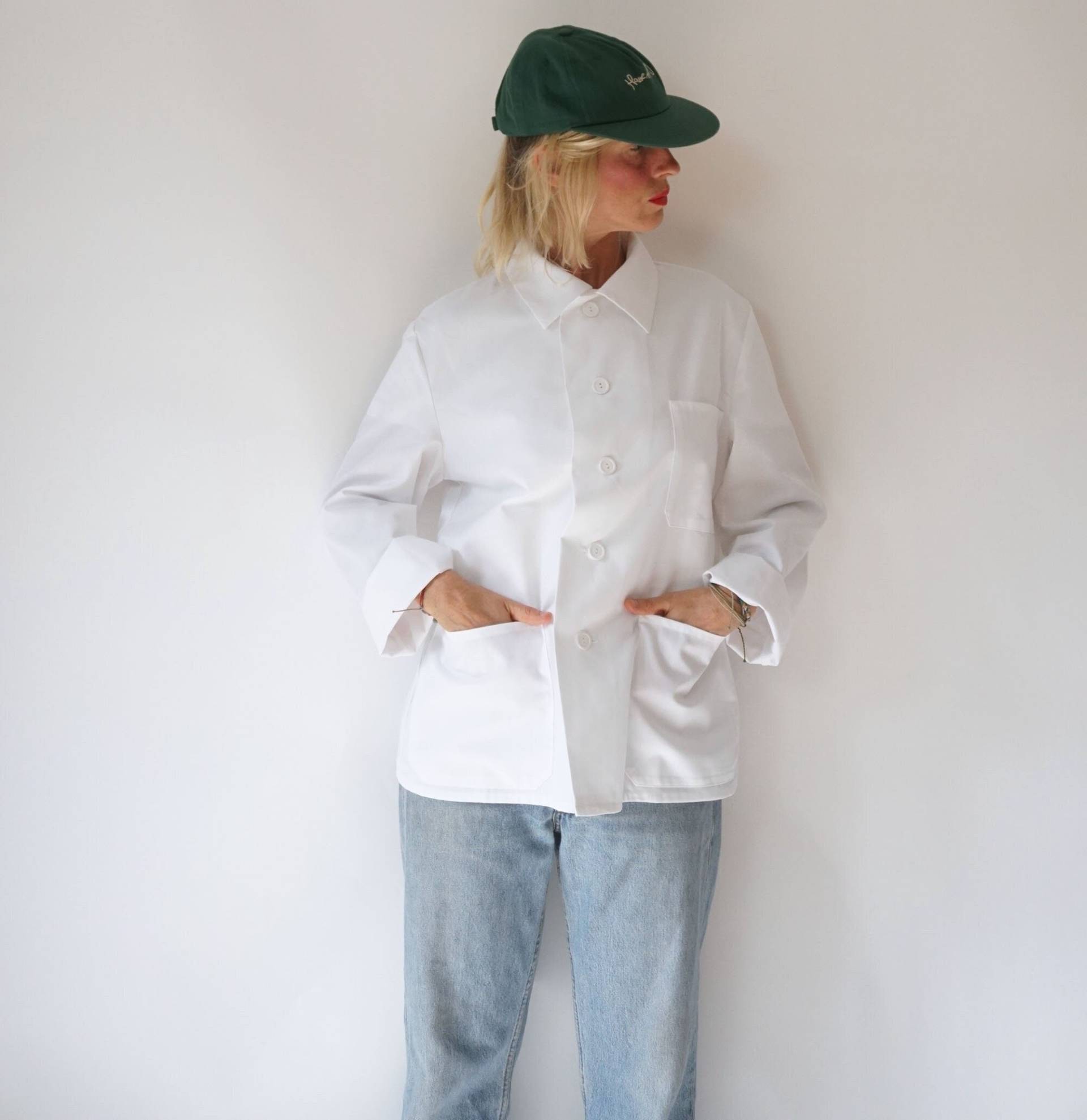 Vintage Weiße Deutsche Chore Mantel Arbeit Jacke | Drei Taschen Baumwollarbeitsjacke Unisex Utip Arbeitskleidung M Vintage Weiße Deutsche Chore Mantel Arbeit Jacke | Drei Taschen Baumwollarbeitsjacke Unisex Utip Arbeitskleidung M von SmizeVintage