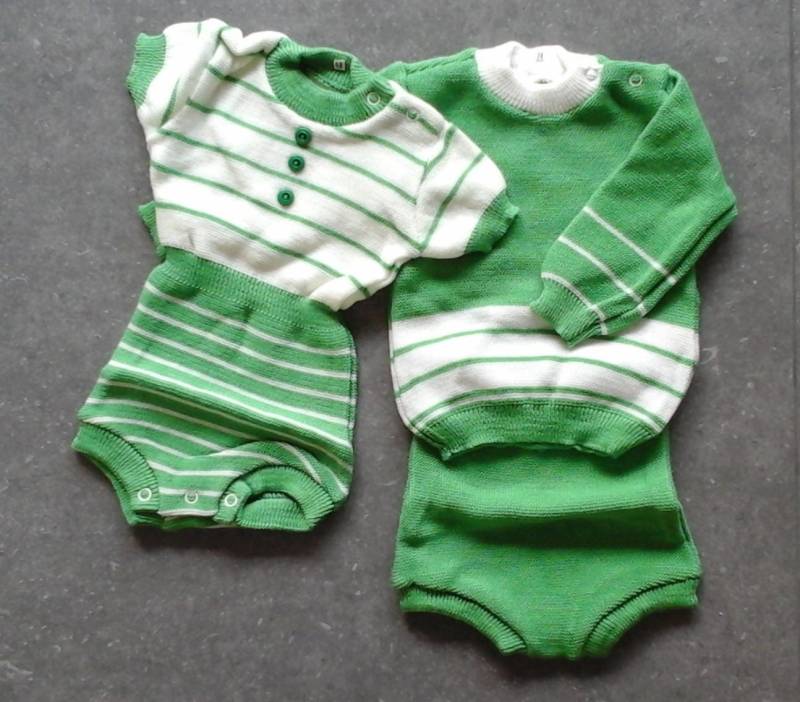 60Er Jahre Vintage Neu Aus Deadstock Gestricktes Babyset Baby Strampler 2-Teiliger Anzug Zwillinge Junge Mädchen Grün Babyparty Geschenk Zwilling von Smufje