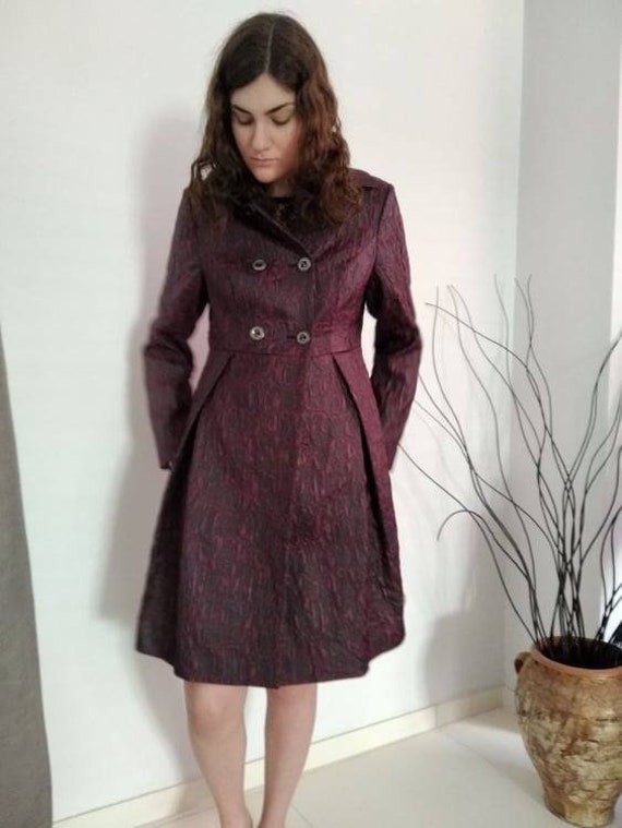 Vintage Mantel Für Frauen Verwendet Schwarze Und Dunkelrote Jacke Hochzeit Party Nacht Weihnachten Muttertagsgeschenk von SnGHandmadeStudio