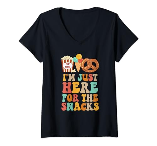 Groovy Hippe Snacks 80er Jahre Kids I'm Just Here For The Snacks T-Shirt mit V-Ausschnitt Groovy Hippe Snacks 80er Jahre Kids I'm Just Here For The Snacks T-Shirt mit V-Ausschnitt von Snacks Apparel Inc.
