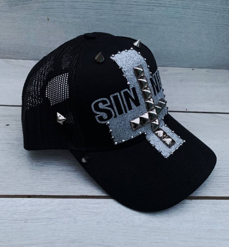 Sinner Occult Snapback Hat von SnapbackQueen