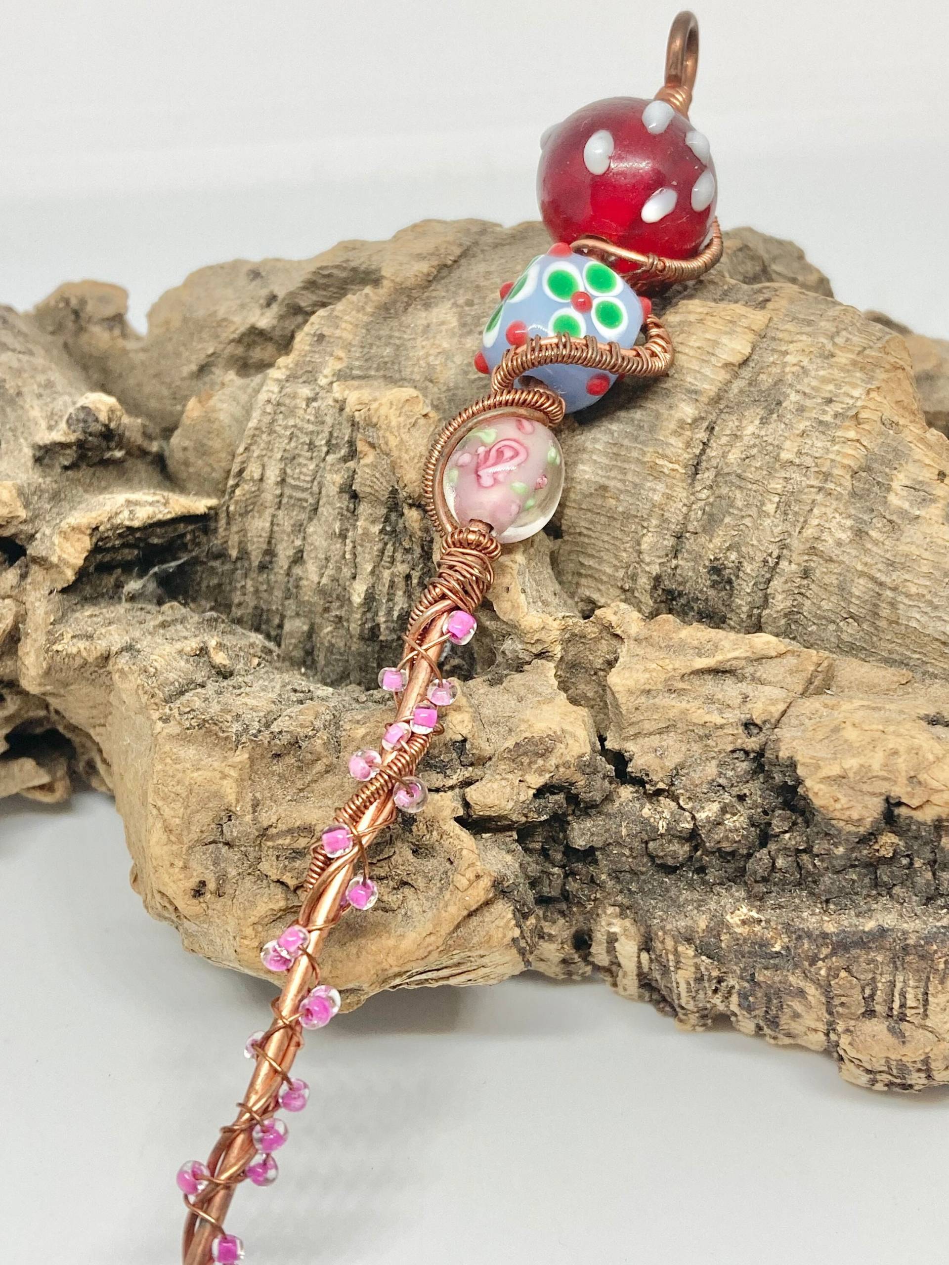 Kupferdraht Gewickelt Eiszapfen Zauberstab Anhänger Lampwork Glasperlenkette Kupferdraht Gewickelt Eiszapfen Zauberstab Anhänger Lampwork Glasperlenkette von SnapdragonbySarah