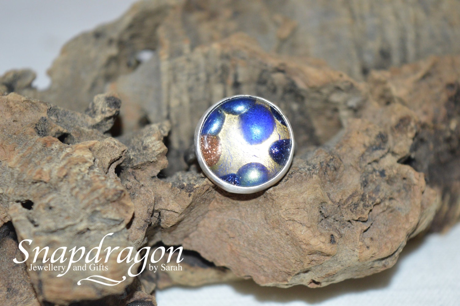 sterling Silber Dichroic Glasring Handmade Bezel Setting, Uk N/Us 7 sterling Silber Dichroic Glasring Handmade Bezel Setting, Uk N/Us 7 von SnapdragonbySarah